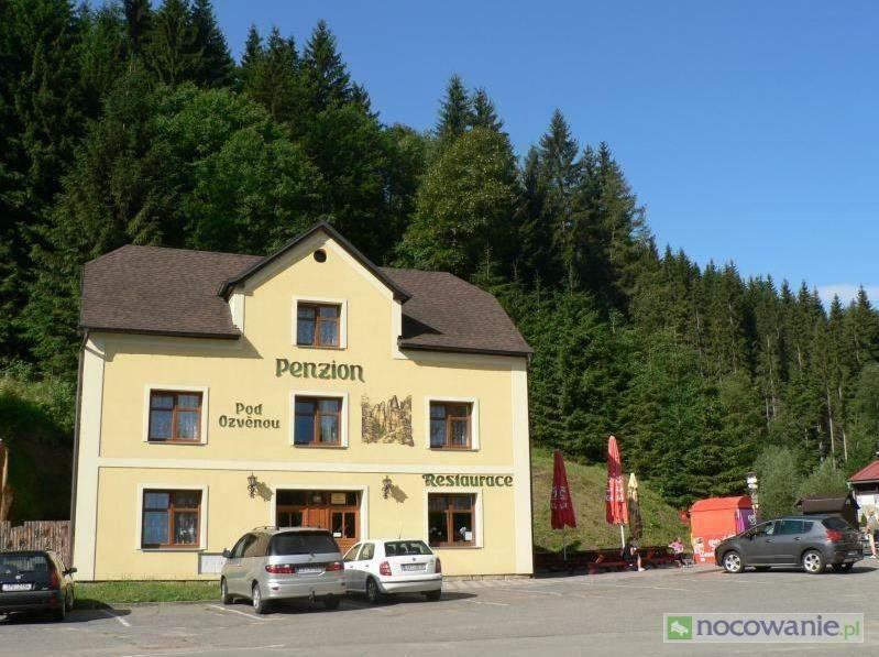 Penzion Pod Ozvěnou Teplice nad Metují Esterno foto